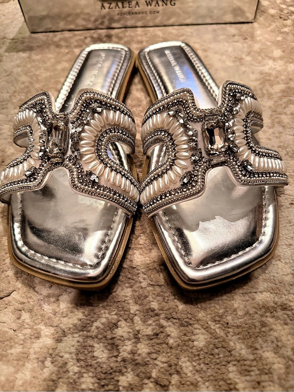 Azalea Wang MADIHA Embellished Flat Sandals in Silver US 7 Like New